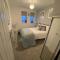 Luxury Riverside 2 bedroomed Apartment with Balcony