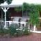 Lakeside Bed & Breakfast