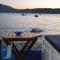 Captains Boathouse, Klima Beach