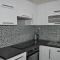 Apartman Saris