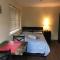 Studio-1-Staines/Heathrow/London-own entrance - Staines