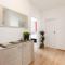 Corvin Plaza Apartments & Suites