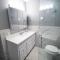 Newly Renovated 3br2ba Duplex with private Dock - Key Colony Beach