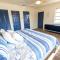Newly Renovated 3br2ba Duplex with private Dock - Key Colony Beach