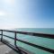 Newly Renovated 3br2ba Duplex with private Dock - Key Colony Beach