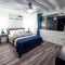 Newly Renovated 3br2ba Duplex with private Dock - Key Colony Beach