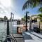 Newly Renovated 3br2ba Duplex with private Dock - Key Colony Beach