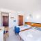 Hostal Port Corona