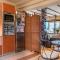 Colonial View Apartment