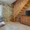 Courry Gem Pool & Charm