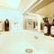 Beautifully renovated quiet unit in Cronulla