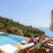 Villa Mirtes with breathtaking sea view,close to Porto Katsiki and Egremni - Póndi