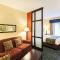 Comfort Suites East Lincoln - Mall Area