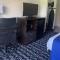 University Inn & Suites