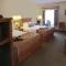 Best Western Plus Richmond Hill Inn