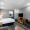 Days Inn & Suites by Wyndham Downtown/University of Houston