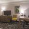La Quinta by Wyndham Alexandria Airport