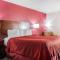 Quality Inn & Suites Altoona - Des Moines