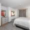 Hotel Saint Clair - Magnificent Mile