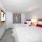 Hotel Saint Clair - Magnificent Mile