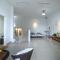 Fun Villa 6rm 12 to 22 pax Wifi Netflix BBQ SteamBoat Games Beach Water Park