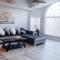 Grand Executive 3BR Apartment near Disney Parks