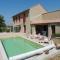 Cosy Holiday Home in Provence with Swimming Pool - Rasteau