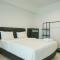 Elegant Studio at West Vista Apartment with City View By Travelio