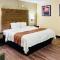 Quality Inn & Suites Airport