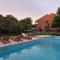 La Barraca Resort