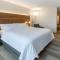 Holiday Inn Express Hotel & Suites Burlington, an IHG Hotel - Burlington