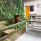 Jeng Tini Guest House