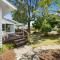 Blue Gate Cottage - Waikanae Beach Holiday Home