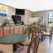 Days Inn by Wyndham Lincoln