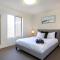 Stylish 3 bed, 300m to the beach Wifi, Parking, Glenelg South - Glenelg