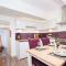 The Wood Loft - Self Check-In, Self-Catering Apartment for East Midlands Airport