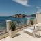Petra's Beachfront Penthouse - Sveti Stefan