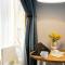 Courthouse Apartments Slavi