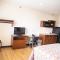 White House Suites