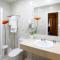 Hostal Paris