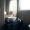 Monza Mirror Apartment
