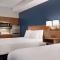 Microtel Inn & Suites by Wyndham Kelowna - Kelowna