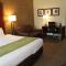 Holiday Inn Express & Suites Leesburg - Historic District by IHG