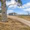 Old Bull Creek Luxury Retreat
