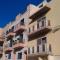 Village Corner 3 bedroom apartment with Garage