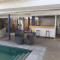 Cosmopolitan Motel & Serviced Apartments