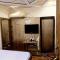 Hotel Shivneri - Bilaspur