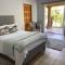 Tamarisk Guest Lodge