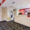 Birch Hills Suites - Blue Ash
