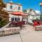 Birch Hills Suites - Blue Ash